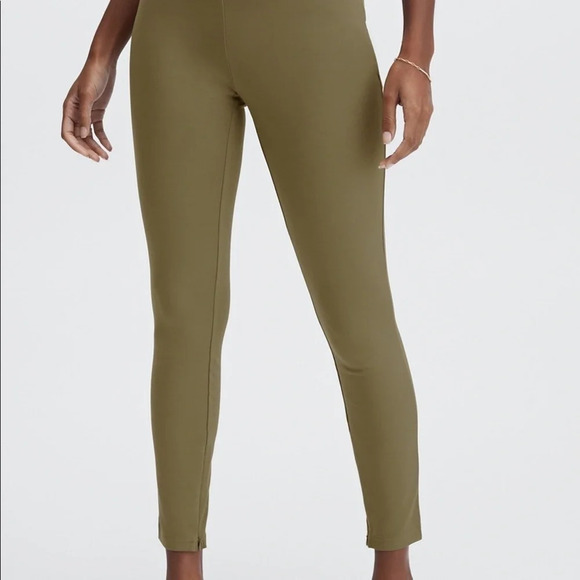Fabletics Pants - PONTE SKINNY ZIP-SLIP PANT GREEN FOREST SHORT S/6 NWT